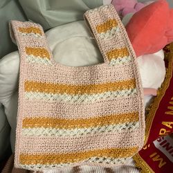 Small crochet bag