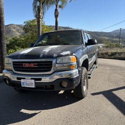 2005 GMC Sierra