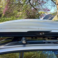 Thule 635S Sonic Roof Box w/ Key