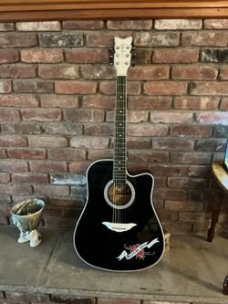 Guitar Esteban Acoustic Electric 2009 Limited Edition Crystal Heart Rock On Series W/New Strings And Hardshell Case Ready To Play Very Good Condition