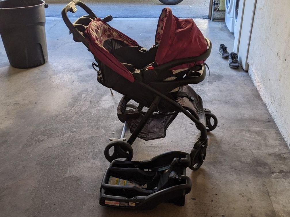 Graco Click N Connect Car Seat & Stroller