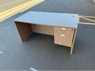 OFFICE DESKS