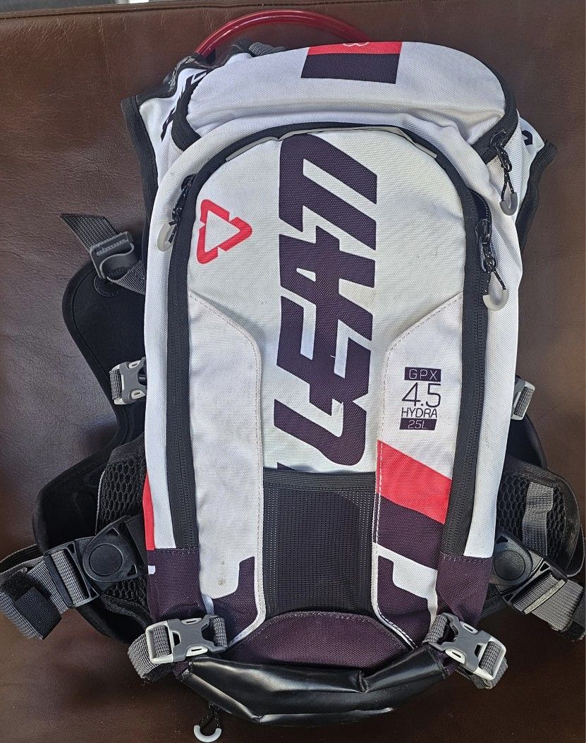 Leatt GPX 4.5 Hydra Protector Backpack, which is a chest protector and hydration system designed for sports like motocross or mountain biking.