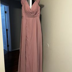 Elegant Cocktail/Prom Dress 