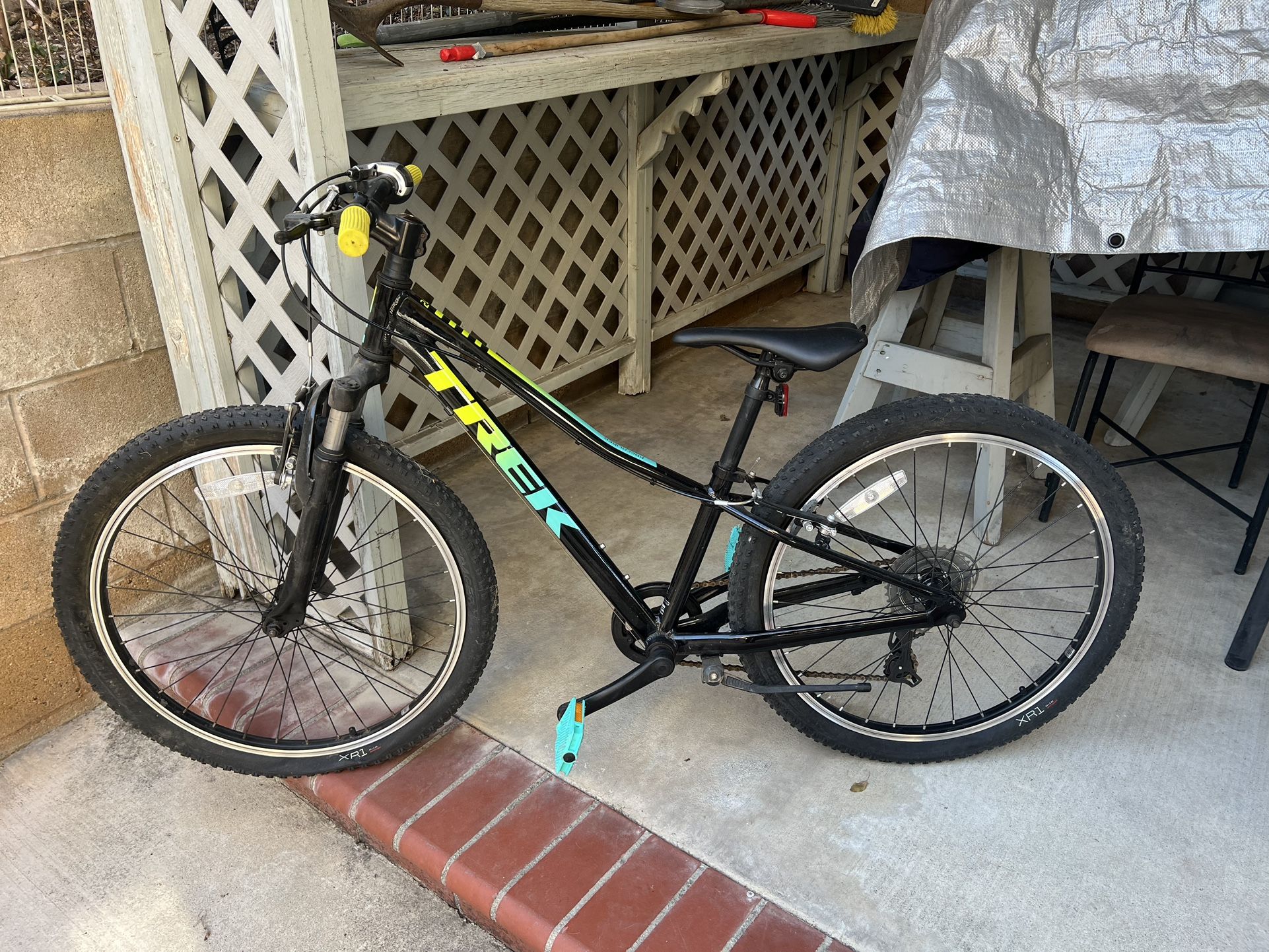Trek Precaliber 24 8-speed Suspension Bike