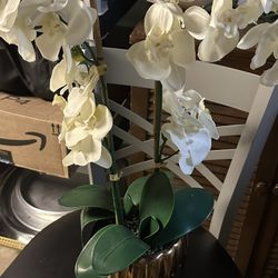 Artificial Flower In Vase 