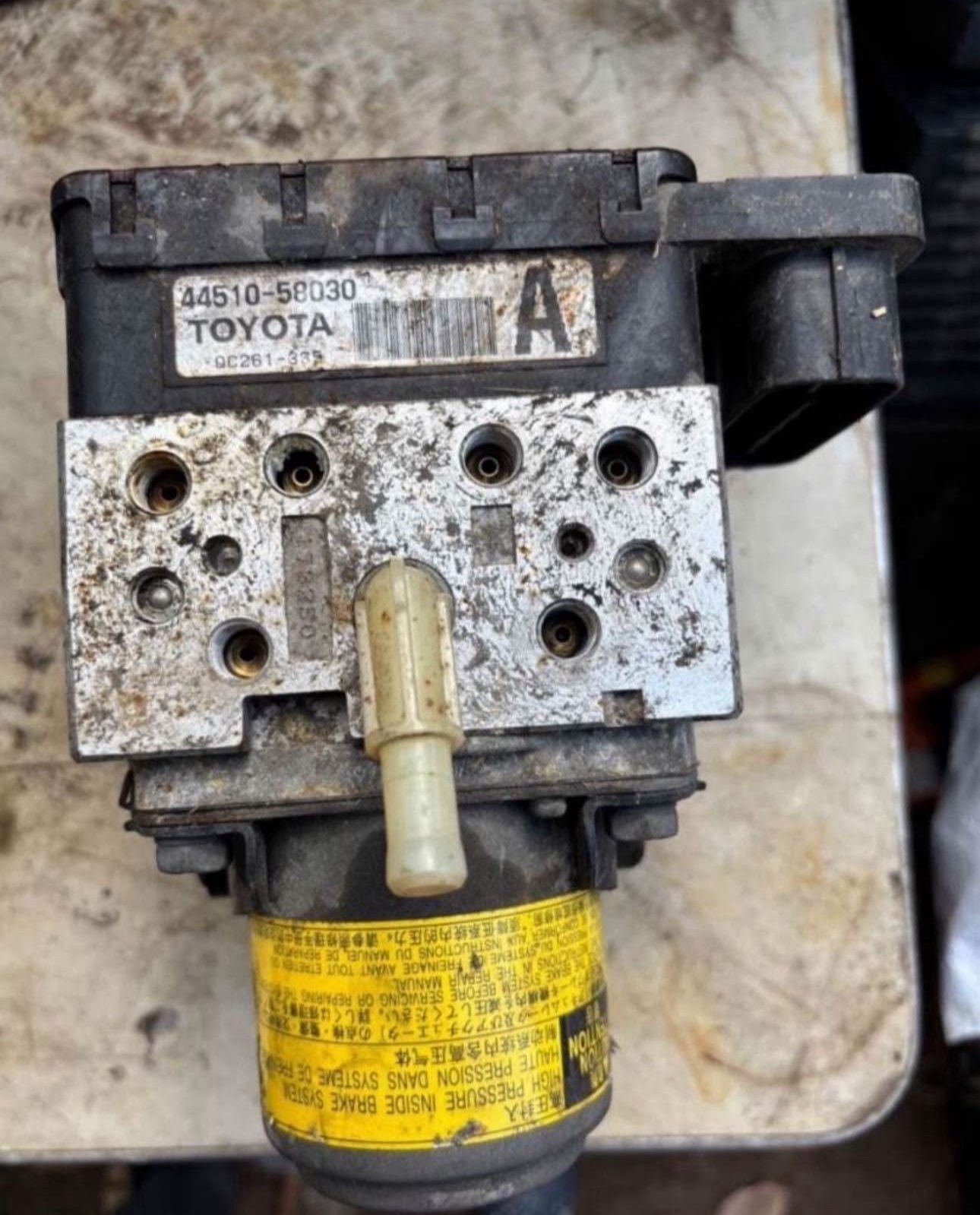 2007-2011 Toyota Camry Hybrid ABS PUMP