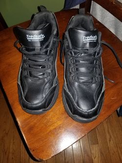 Tredsafe anti slip work shoes size 9.5