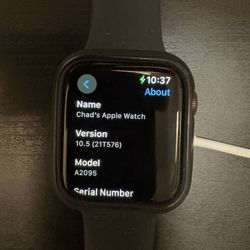 Apple Watch Series 5 (GPS + Cellular) A2095