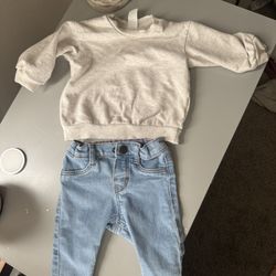 Baby Boy 4 To 6 Months H&M Sweater And Pants