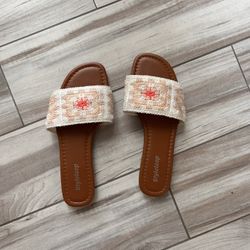 Slides With Knitted Strap
