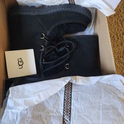 New Women Ugg Boots Black RARE 8.5