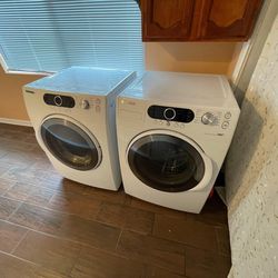 Samsung Washer and Dryer Set 