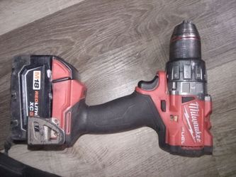 Milwaukee M18 Fuel Hammer Drill with Battery