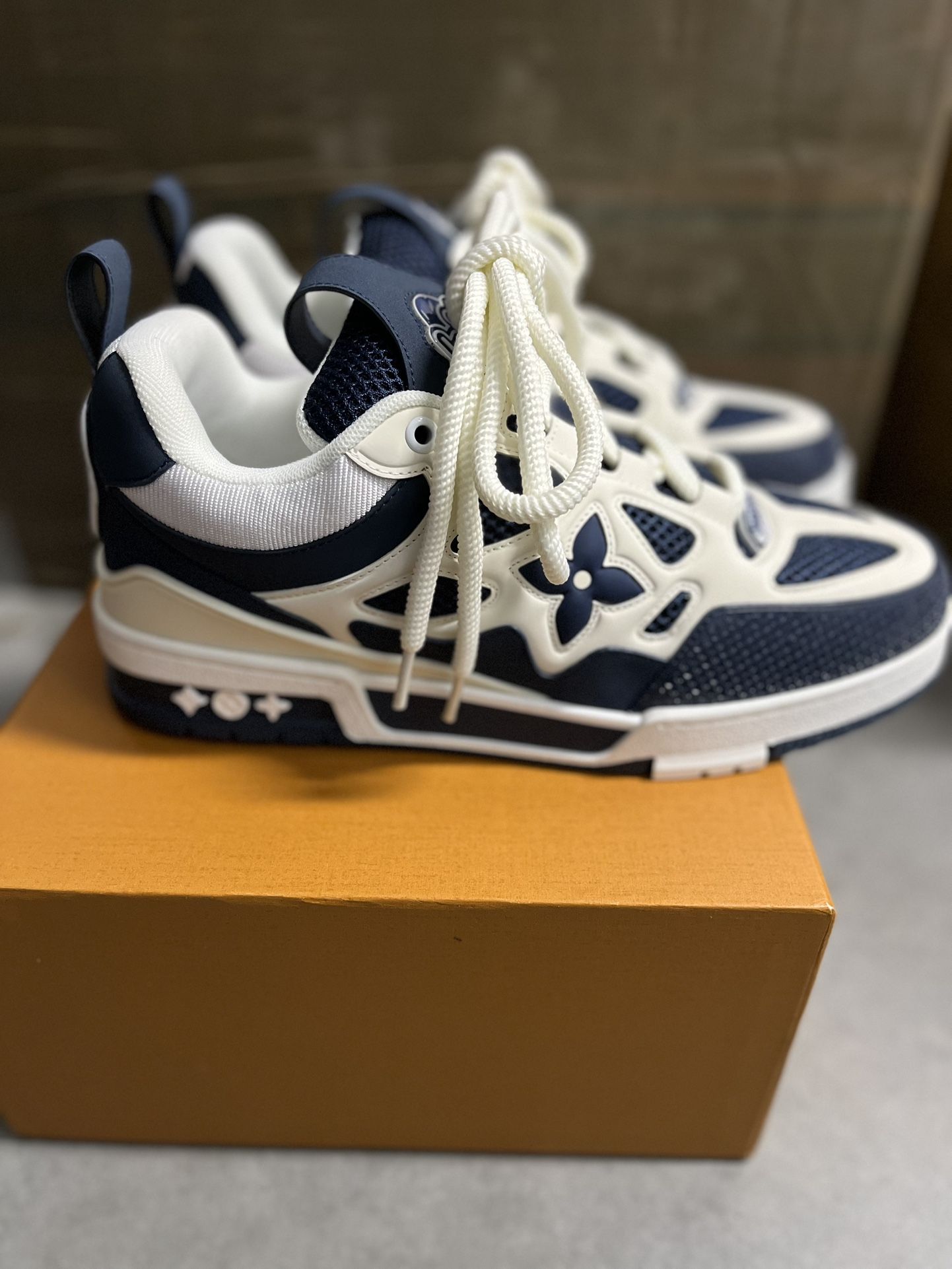 Sneaker