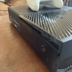 (USED) Xbox One W/ Controller