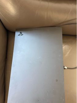 Ps5 barely used comes with controller