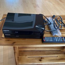 Lot Of 2…Samsung BD-F5700 Wi-Fi Blu-Ray DVD Player 