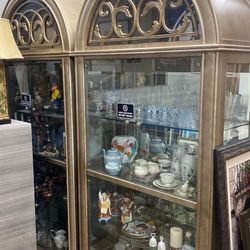 Pair Of 2 Vintage Pulaski Furniture Dome Top Illuminated Curio Display Cabinets Mirrored - Excellent Condition-Originally $3850