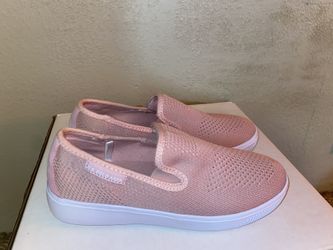 SZ 6 WOMENS PINK POLO SLIP ONS