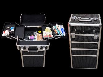 Large Makeup Train Case with Extendable Trays - Used