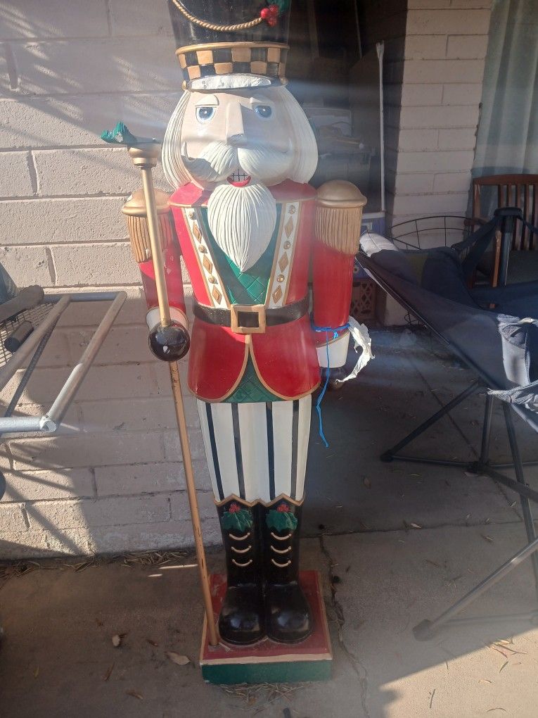 5 FT Nutcracker Statue