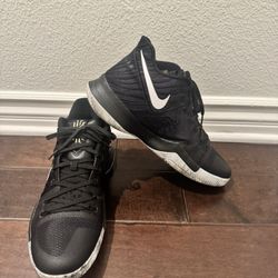 Kyrie 3 BHM Basketball Shoes