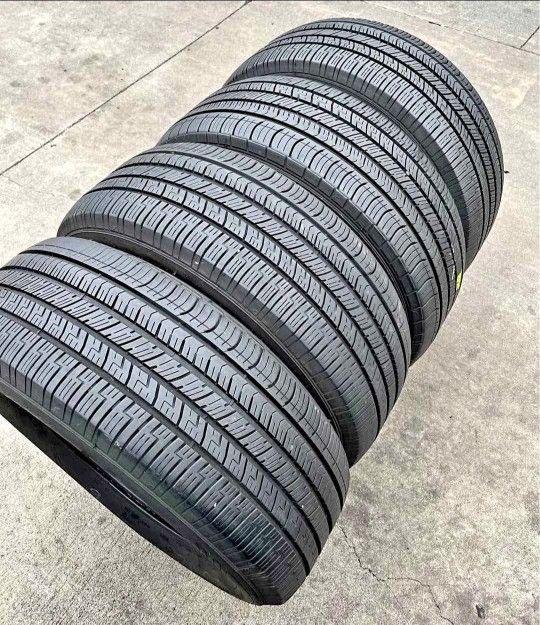 255 60 18 Goodyear Tires Con 80% De Vida Las 4tires ✅️📣📣