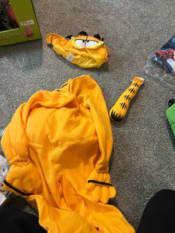 Minion Halloween costume