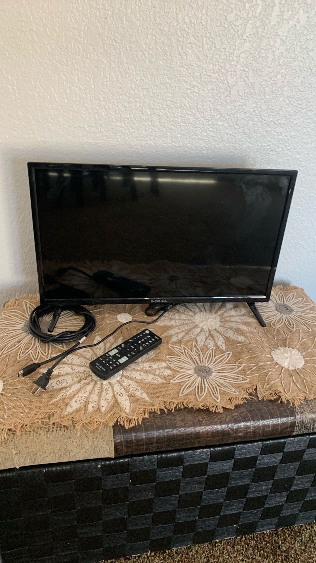 24” Insignia TV With Clicker And HDMI Cord