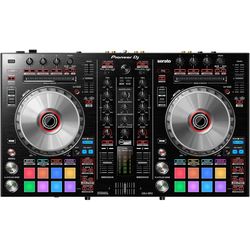 Pioneer DJ DDJ SR2.
