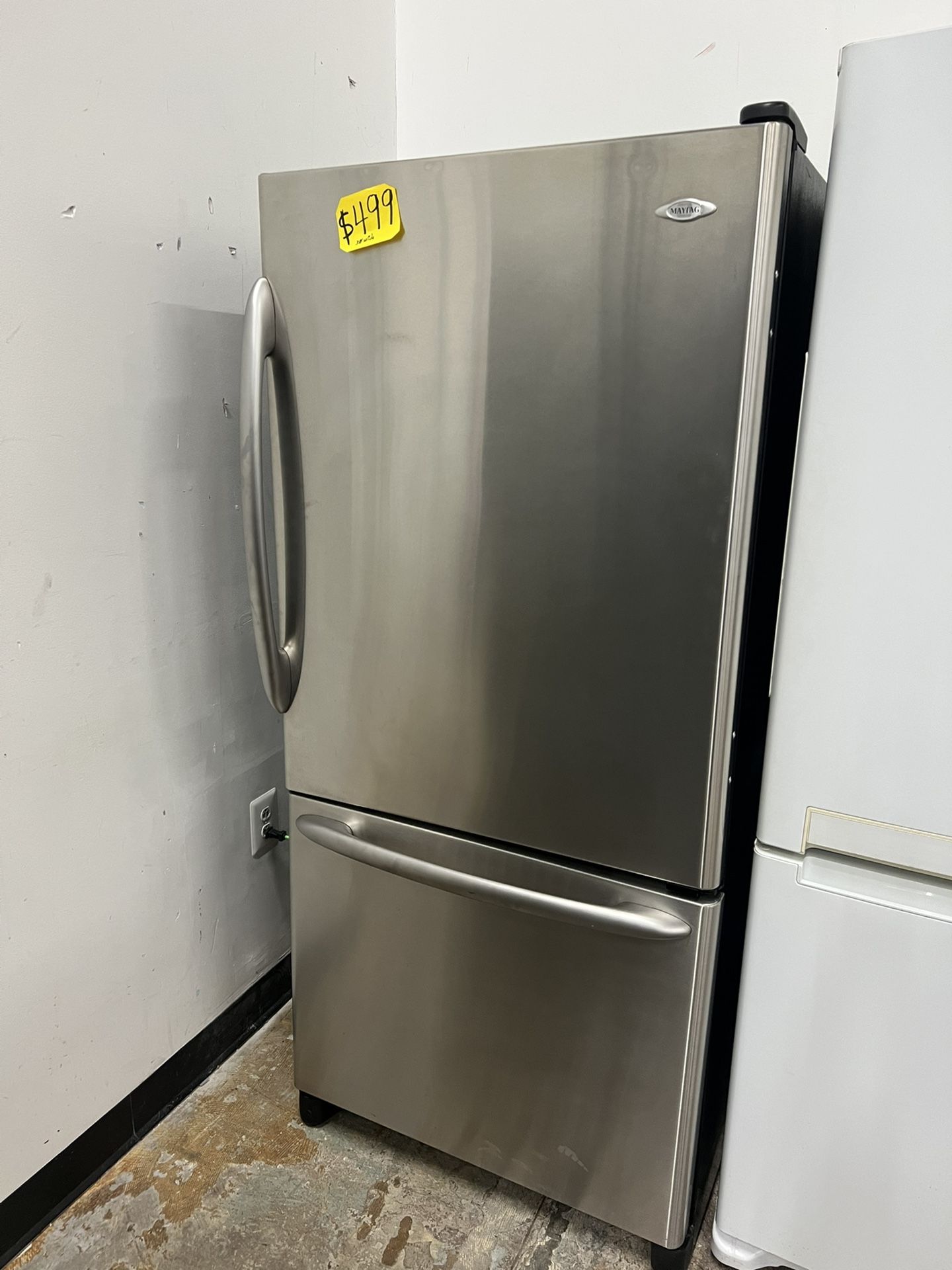 Maytag 30” Wide Bottom Freezer Stainless Steel Refrigerator In Great Condition 