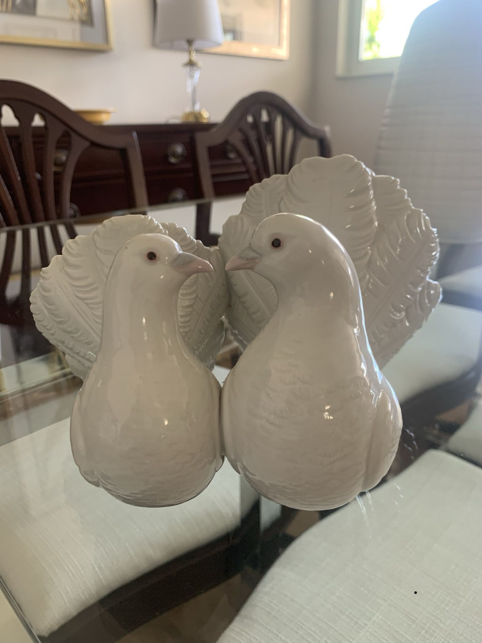 Couple of Doves Figurine, LLADRO