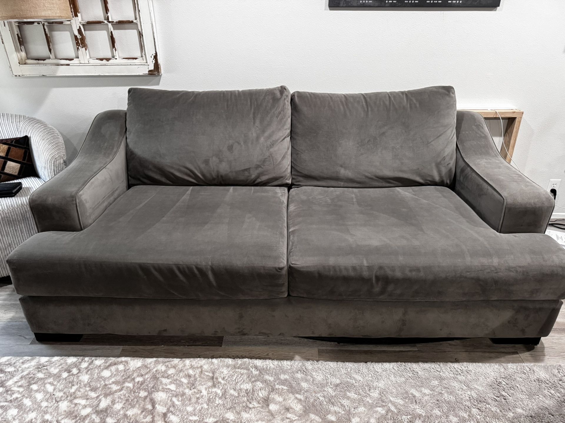 Sofa & Loveseat