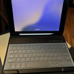 iPad Gen 9, Wi-Fi Only With Keyboard And Stylus Pen