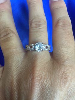 .925 SSP Criss Cross Ring NEW!!