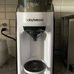 Baby Brezza Formula maker