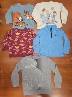 Kid's clothes size 4/5T