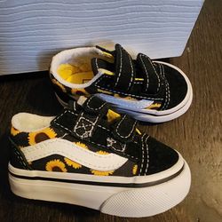 Like New Size 3 Baby Van's Shoes 