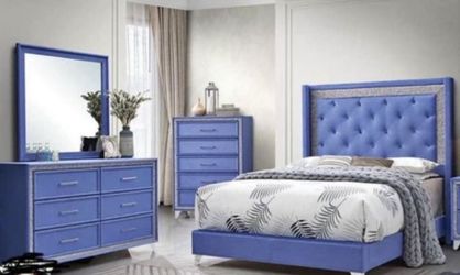 Queen Bedroom Set