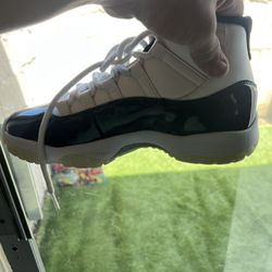 Jordan 11s 