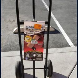 Milwaukee 800 lb. Capacity D-Handle Hand Truck