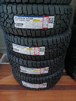 FALKEN WILDPEAK A/T4w p265/75R16