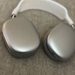 AirPod Max 2 USB Charger