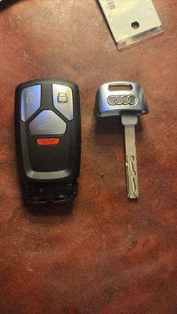2023- Audi Q5 keys  2 original keys