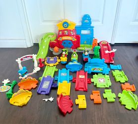 Toys-Mickey Mouse train Vtech
