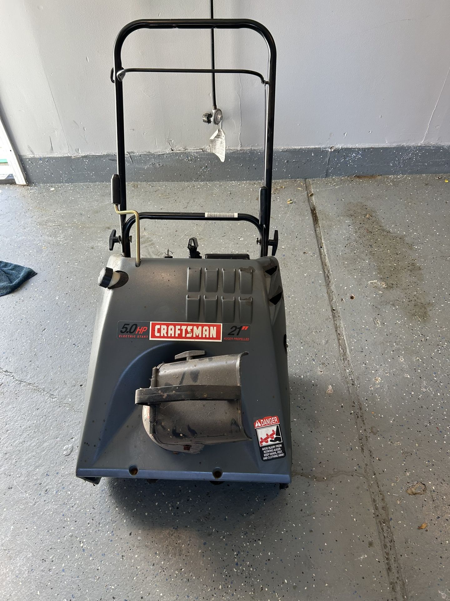 Craftsman Snowblower W/Electric Start