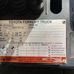 TOYOTA ELECTRIC FORKLIFT 