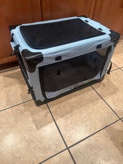 Collapsible Dog Crate