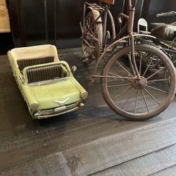 Metal Display Vehicles